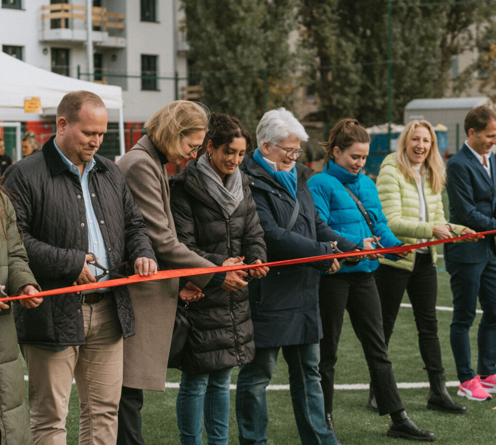 Unterstütze unser Projekt in Deutschland und erzeuge damit eine positive öffentliche Wahrnehmung durch dein soziales Engagement